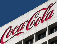Выручка Coca-Cola превысила прогнозы благодаря стабильному спросу и повышению цен