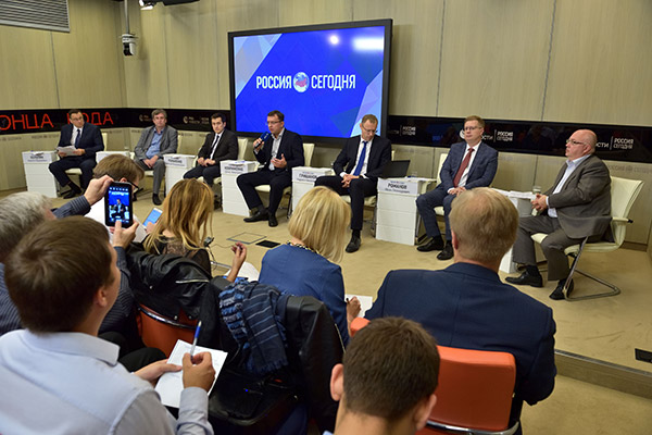 Круглый стол «Москва VS регионы: баланс выгод и потерь в гонке за эскроу»