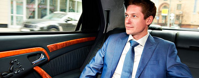 Почему к одним деньги приходят легко и быстро, а другие всю жизнь ждут зарплаты