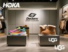 Инвесторы резко отреагировали на понижение прогнозов Deckers Brands