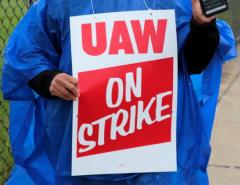 Рабочие General Motors в США начали забастовку
