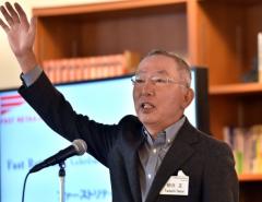 Тадаши Янай покинет совет директоров SoftBank