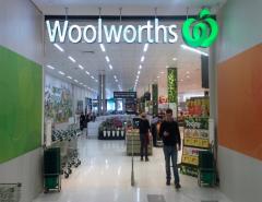 Woolworths Group раздаст акции своим сотрудникам