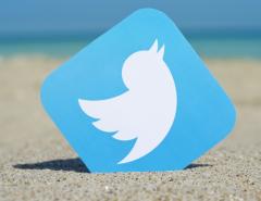 Twitter удаляет 7000 аккаунтов, связанных с QAnon