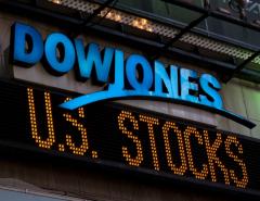 К индексу Dow Jones присоединятся три новые компании