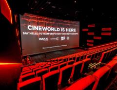 Cineworld рапортует об "аншлагах" во вновь открывшихся кинотеатрах