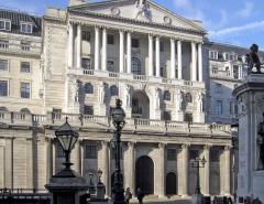 Банк Англии запускает новый пакет стимулов на 150 млрд фунтов стерлингов