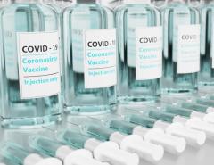 Китай одобрил вакцину Sinovac Biotech от COVID-19 для всеобщего использования