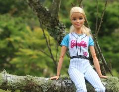 Пандемия помогла кукле Barbie побить 5-летний рекорд продаж