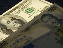 Доллар выдавливает альтернативные резервные валюты