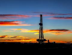 МЭА: кризис на рынке нефти негативно скажется на восстановлении мировой экономики