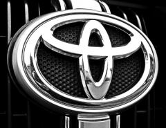Toyota отчиталась о снижении прибыли в первом квартале финансового года