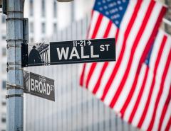 Инвесторы увеличили вложения в американские акции