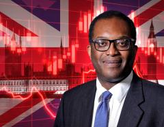 Министр финансов Великобритании Кваси Квартенг уволен из-за хаоса на рынке и планов по снижению налогов