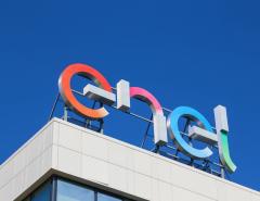 Итальянская Enel для сокращения долга планирует продать активы на 21 млрд евро