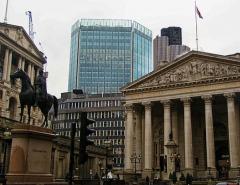 Инвесторы повышают ставки на рецессию в Великобритании