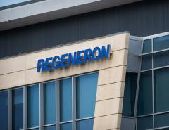 Акции Regeneron упали на фоне отказа FDA одобрить новую версию лекарства для глаз