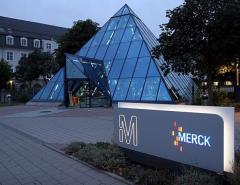 Merck сократила прибыль из-за снижения заказов со стороны производителей лекарств