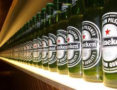 Пивоваренная компания Heineken объявила о снижении объемов продаж