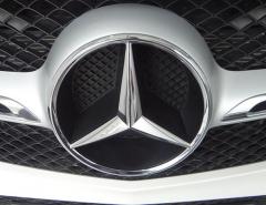 Акции Mercedes-Benz упали на фоне падения прибыли