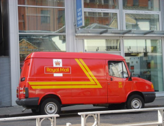 На фоне забастовок полугодовой операционный убыток Royal Mail вырос в 1,5 раза