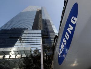 Samsung передаст часть производства на аутсорсинг