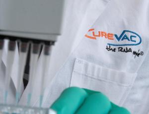 Tesla создаст молекулярные принтеры для немецкого разработчика вакцины COVID-19 CureVac