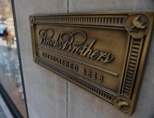 Старейший бренд мужской одежды Brooks Brothers объявляет о банкротстве