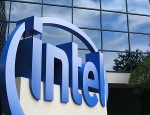 Intel продаст за $9 млрд подразделение по выпуску чипов памяти