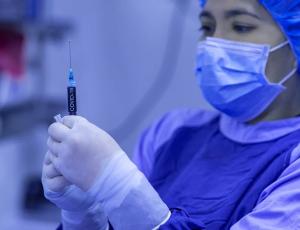 Более миллиона человек получили китайскую вакцину Sinopharm