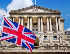 Банк Англии дал банкам шесть месяцев на подготовку к отрицательным ставкам