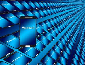 Huawei запускает собственную операционную систему, бросая вызов Apple iOS и Google Android