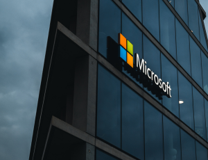 Microsoft сворачивает операции в России из-за кризиса на Украине