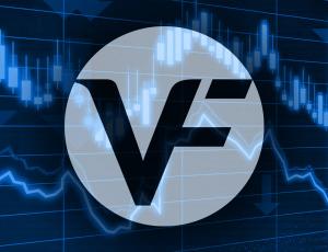 VF Corporation снизила годовой прогноз и объявила об уходе генерального директора