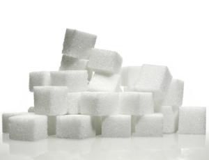 Мировые цены на сахар остаются на максимуме за десятилетие