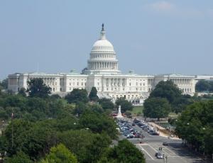 Сенат США согласовал увеличение потолка госдолга