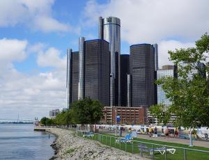 General Motors решила порадовать инвесторов