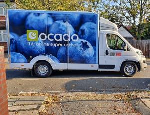 Акции Ocado теряют в цене на фоне замедления внедрения технологий