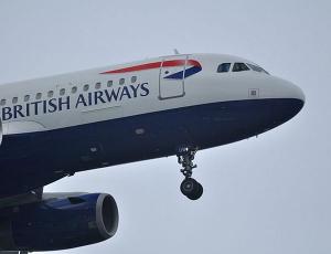 IAG превзошла ожидания и объявила о выкупе акций на €1 млрд