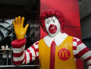 McDonald’s возвращается к скидкам и акциям