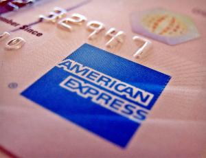 Карточный домик: динамика акций American Express не соответствует ее финансовым показателям